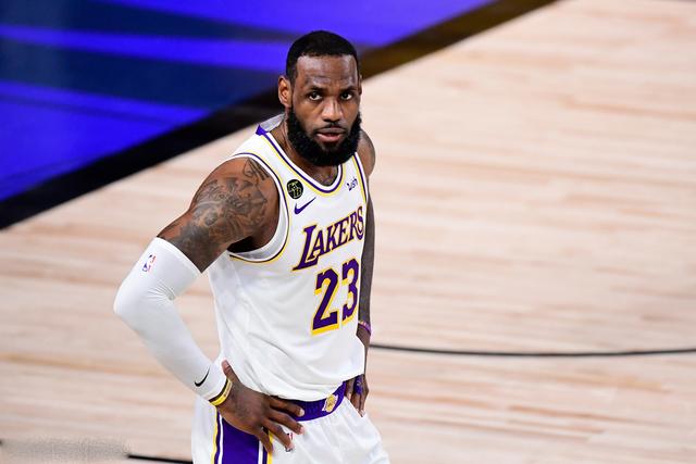 福克斯31分国王终结魔术5连胜 尼克斯力克篮网